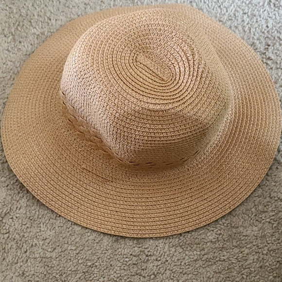 Hat - Picture 1 of 3